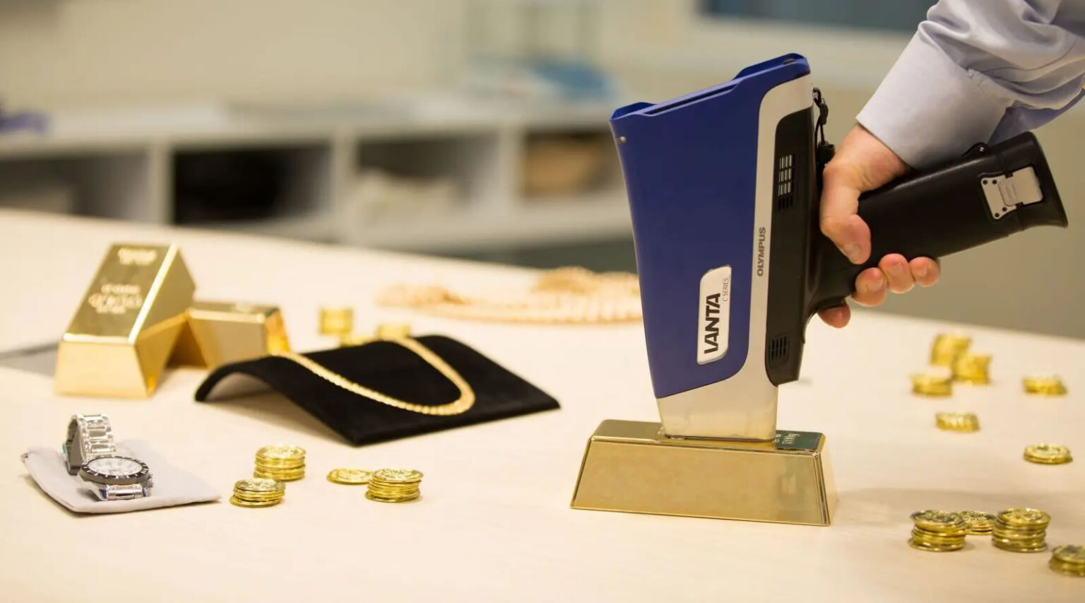 Acid Test vs XRF Analysis: Which Gold Testing Method Should You Choose?